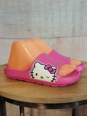 Hello Kitty Slides